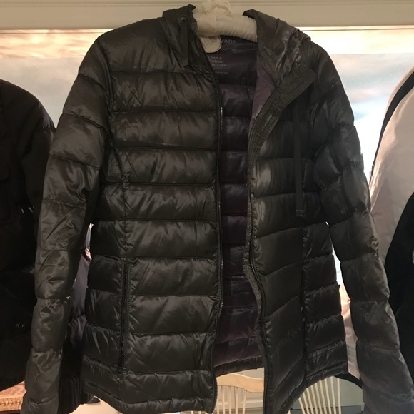 Jackets - Picture 4 of 6